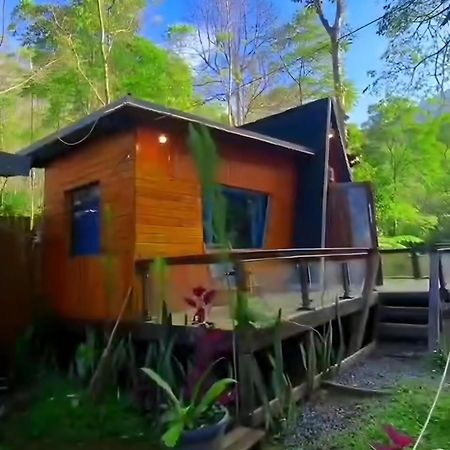 Penginapan Nuansa Riung Gunung 호텔 Pangalengan 외부 사진